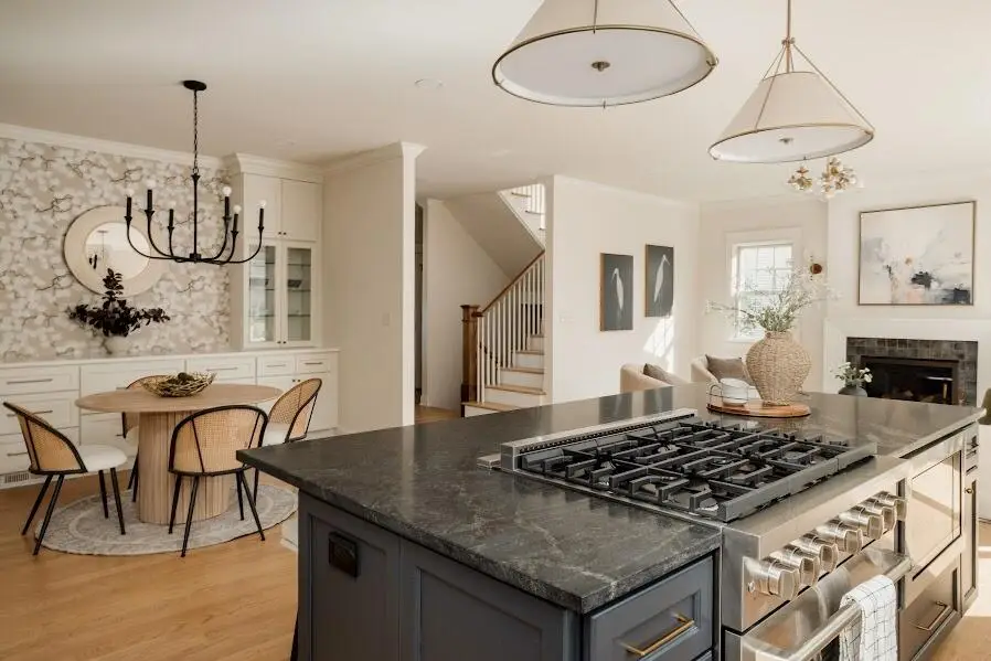 3711 N Downer Ave, Shorewood, WI 53211 - Image #3