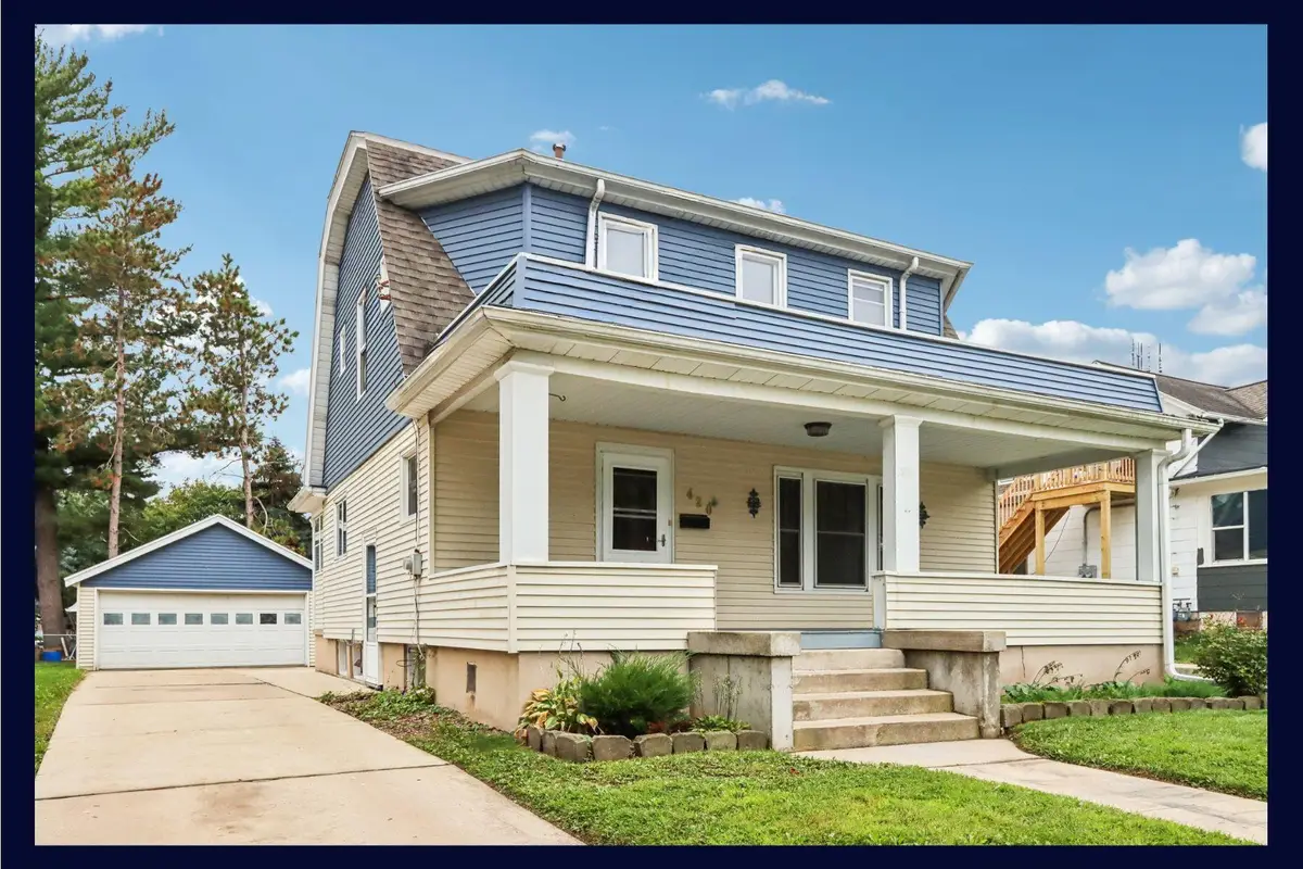 420 E Lake St, Lake Mills, WI 53551 - Image #1