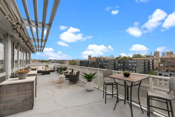 1902 N Commerce St, Milwaukee, WI 53212