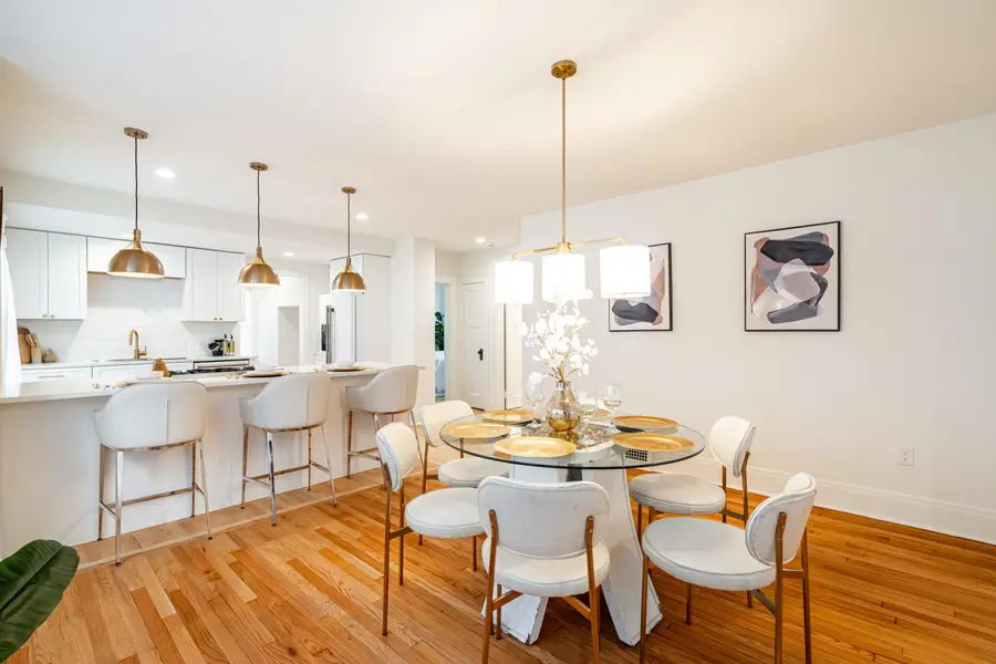 2149 N 60th St, Wauwatosa, WI 53208 - Image #2