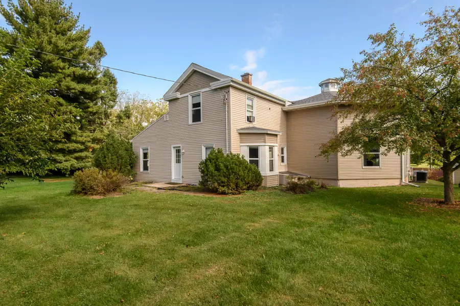 320 Mill St, Fox Lake, WI 53933 - Image #2