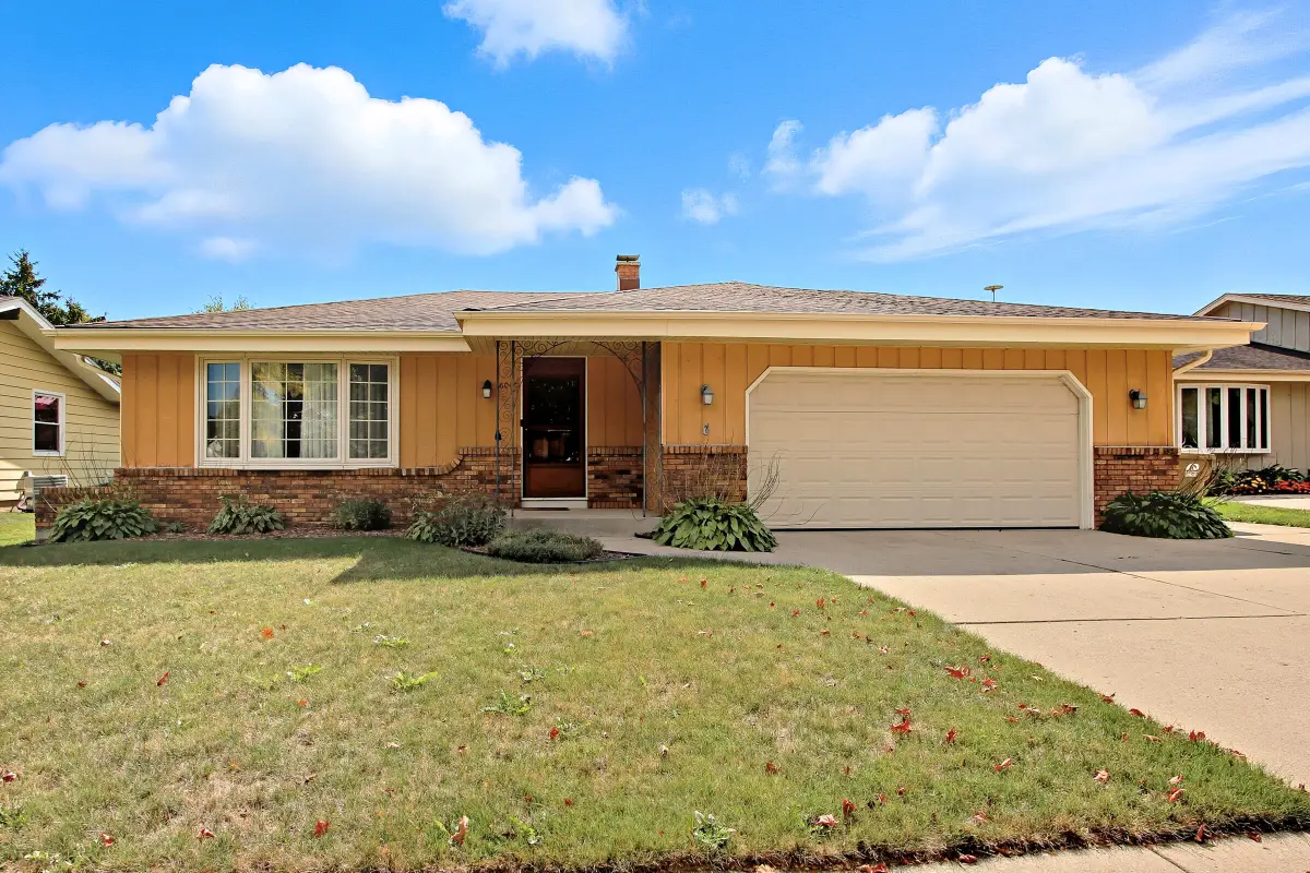 6017 68th St, Kenosha, WI 53142 - #1