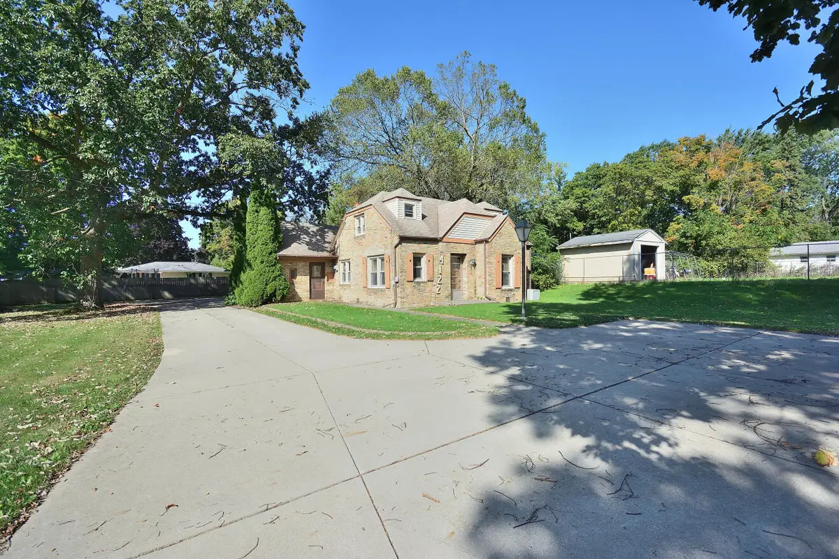 4122 Goleys Ln, Caledonia, WI 53404 - #1