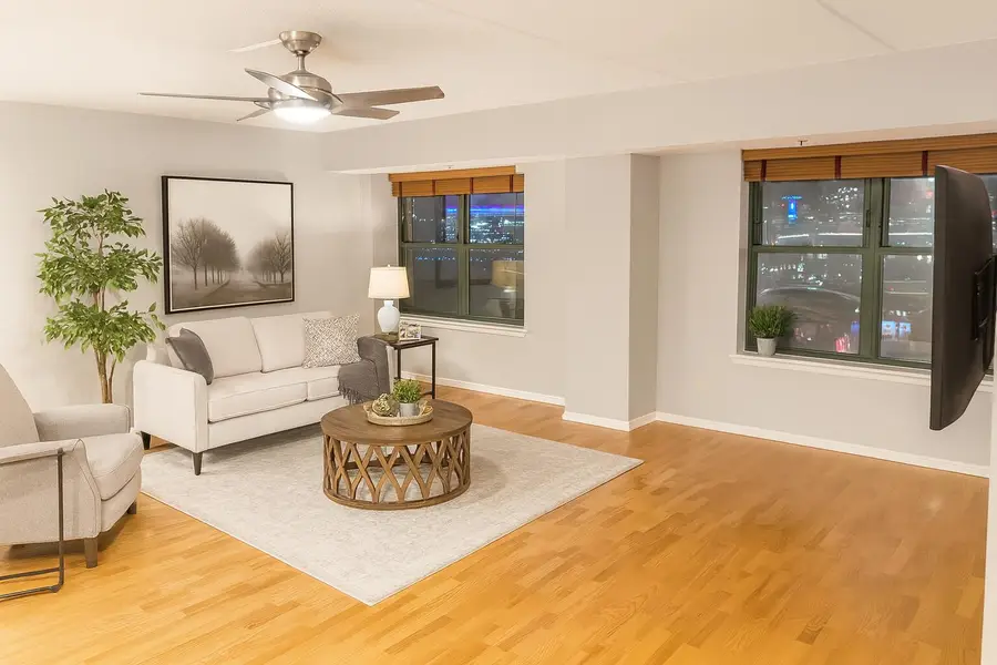 270 E Highland Ave, Milwaukee, WI 53202 - Image #2