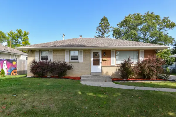 8638 W Lynx Ave, Milwaukee, WI 53225