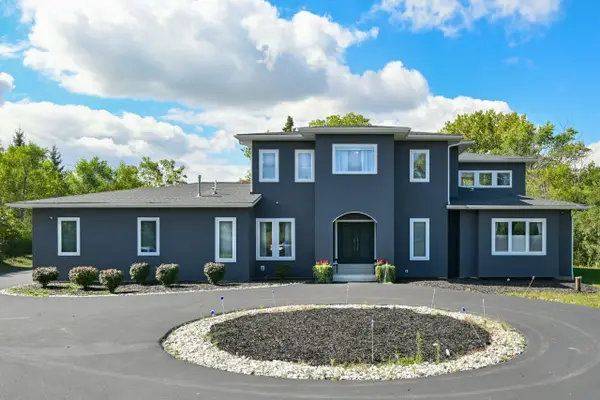 8825 N Spruce Rd, River Hills, WI 53217