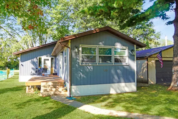 301 Martha St, Blue River, WI 53518