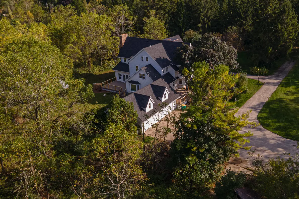 10512 Bridge St, Cedarburg, WI 53012 - #1