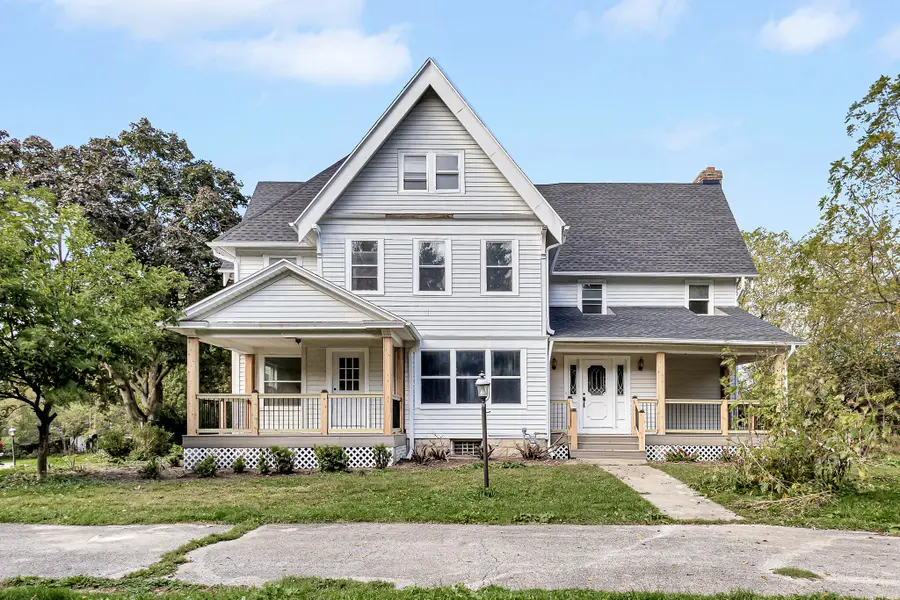 10512 Bridge St, Cedarburg, WI 53012 - #3