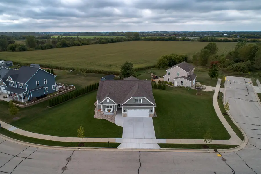 349 Aspen St, Belgium, WI 53004 - Image #3