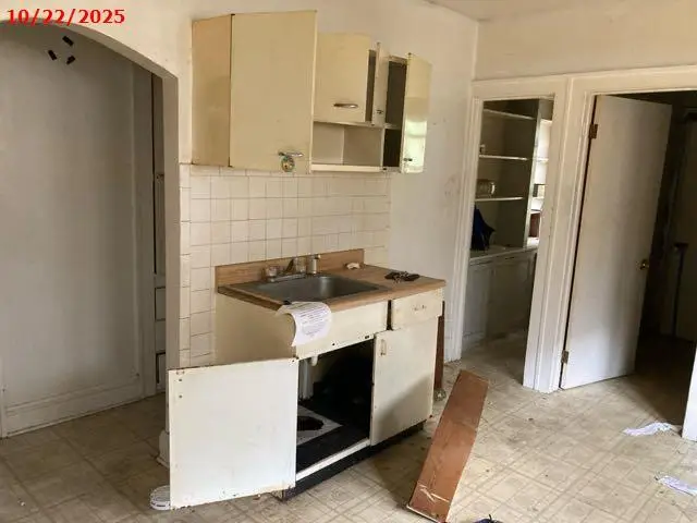 2708 S 20th St, Milwaukee, WI 53215 - Image #3