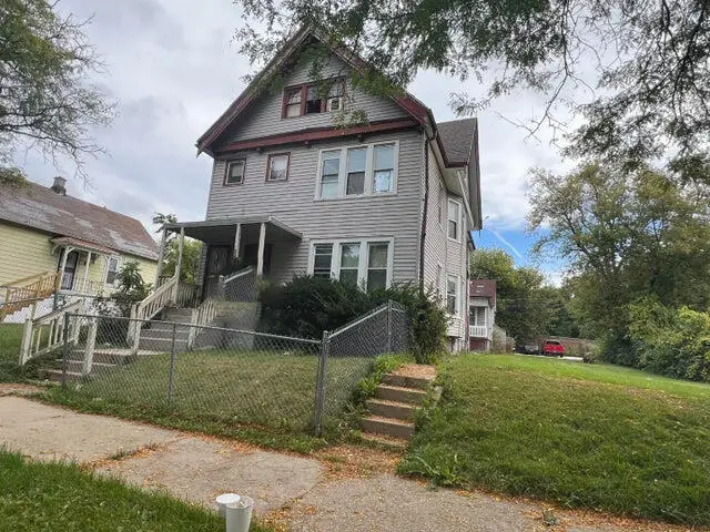 3340 N 11th St, Milwaukee, WI 53206 - Image #2