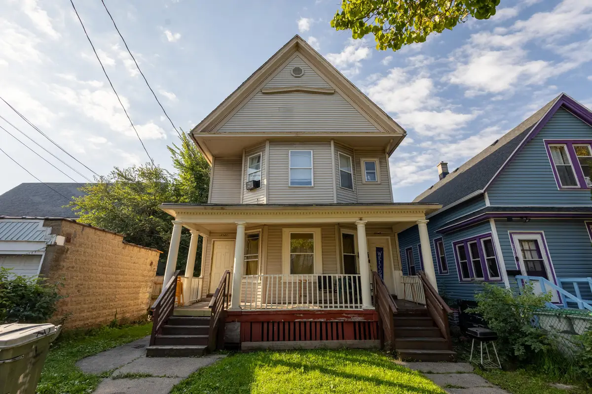 2343 W Becher St, Milwaukee, WI 53215 - Image #1