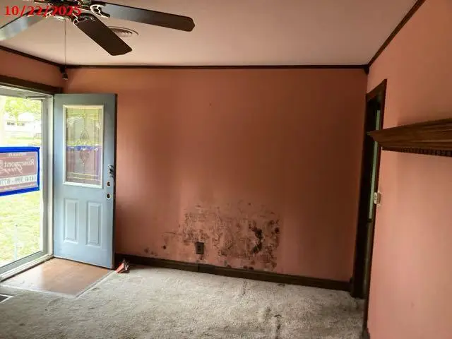 6614 W Morgan Ave, Milwaukee, WI 53220 - #2