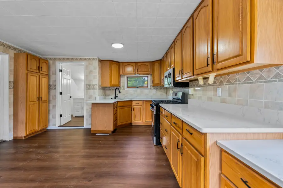 W9526 Clinton St, Darien, WI 53114 - Image #3