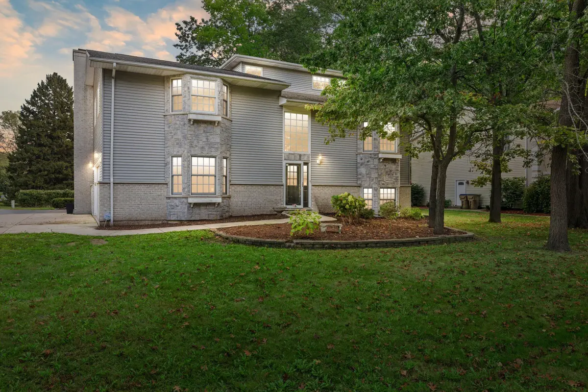 1005 97th St, Pleasant Prairie, WI 53158 - Image #1