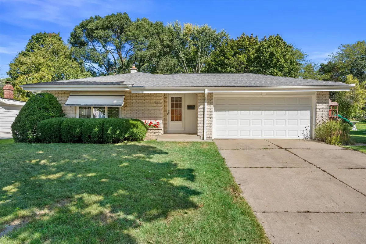 8840 W Cheyenne St, Milwaukee, WI 53224 - Image #1