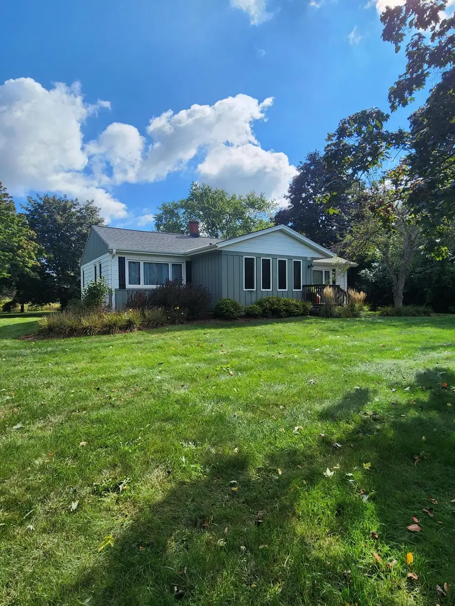 W145S7644 Durham Dr, Muskego, WI 53150 - Image #3