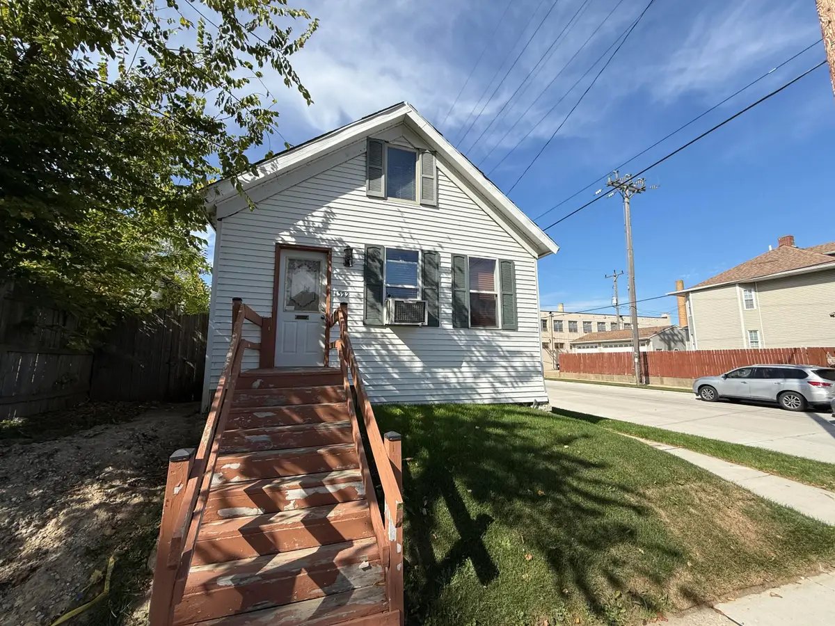 1322 Summit Ave, Racine, WI 53404 - Image #1