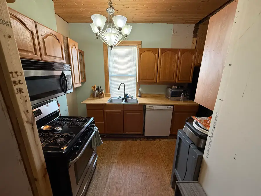 1322 Summit Ave, Racine, WI 53404 - Image #3