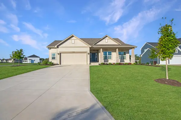 1760 Cobblestone Ln, Lake Geneva, WI 53147