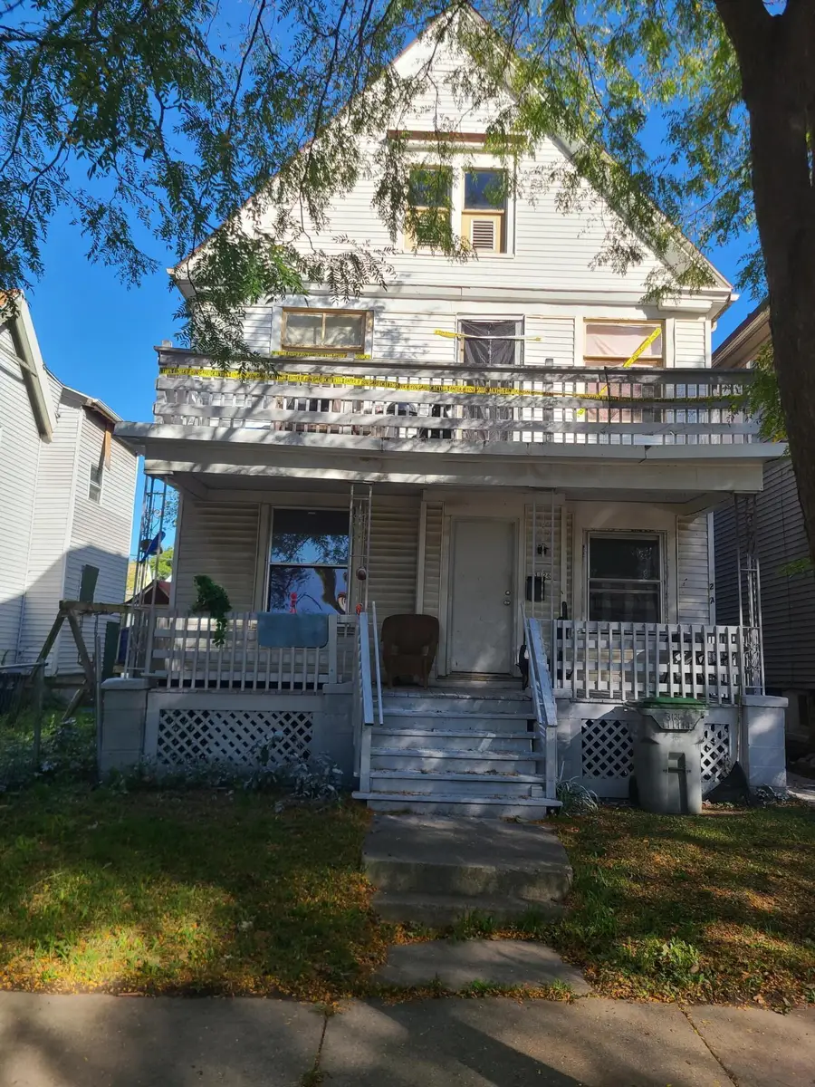 3126 N Palmer St, Milwaukee, WI 53212 - Image #2