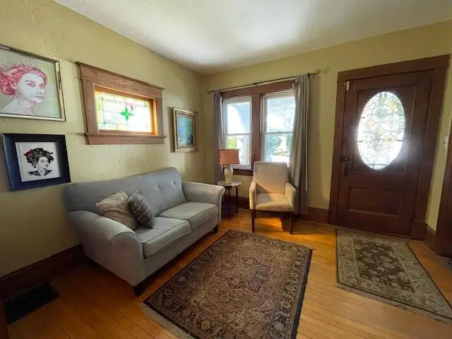 530 N 61st St, Wauwatosa, WI 53213 - #3