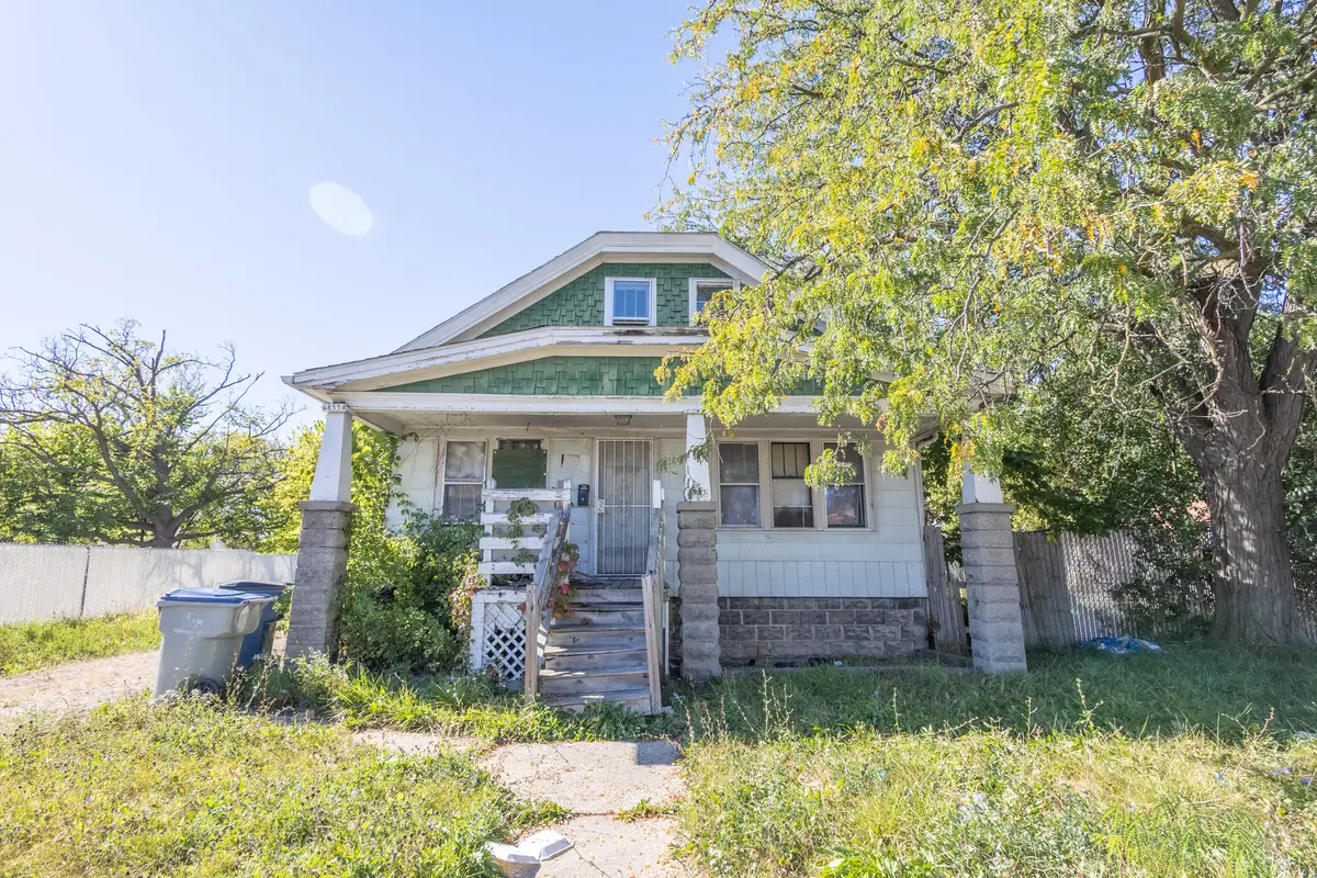 4855 N Hopkins St, Milwaukee, WI 53209 - Image #1