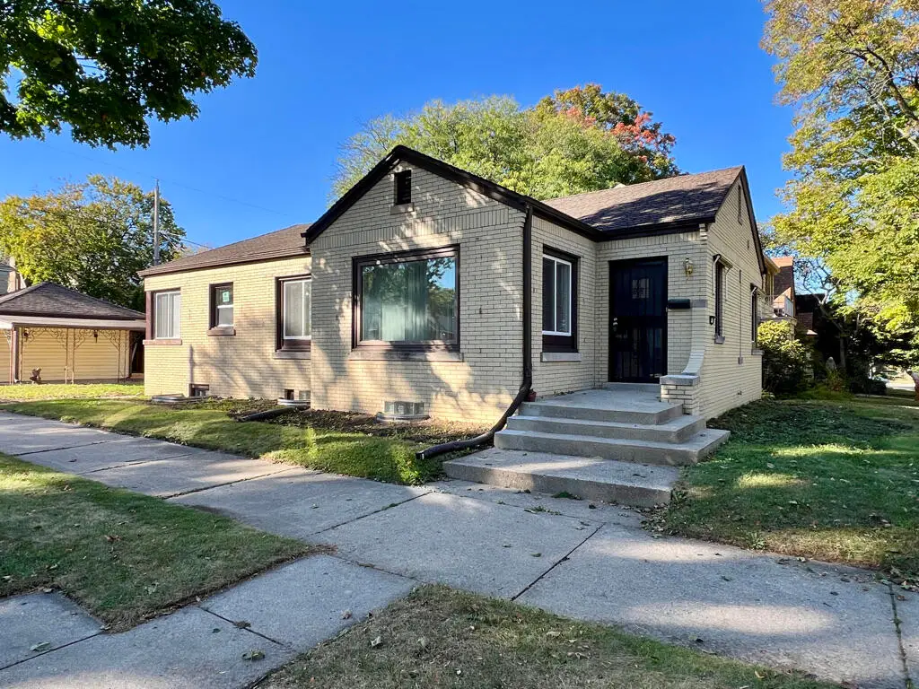 3403 N 49th St, Milwaukee, WI 53216 - Image #1