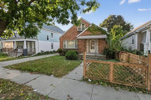 4217 W Bonny Pl, Milwaukee, WI 53216