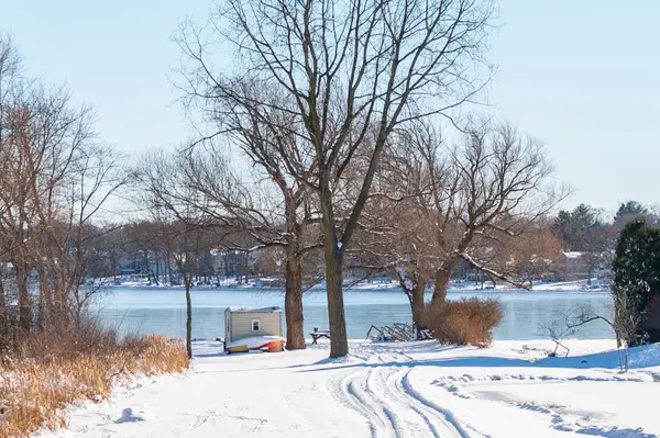 W304N2426 Maple Ave, Delafield, WI 53072