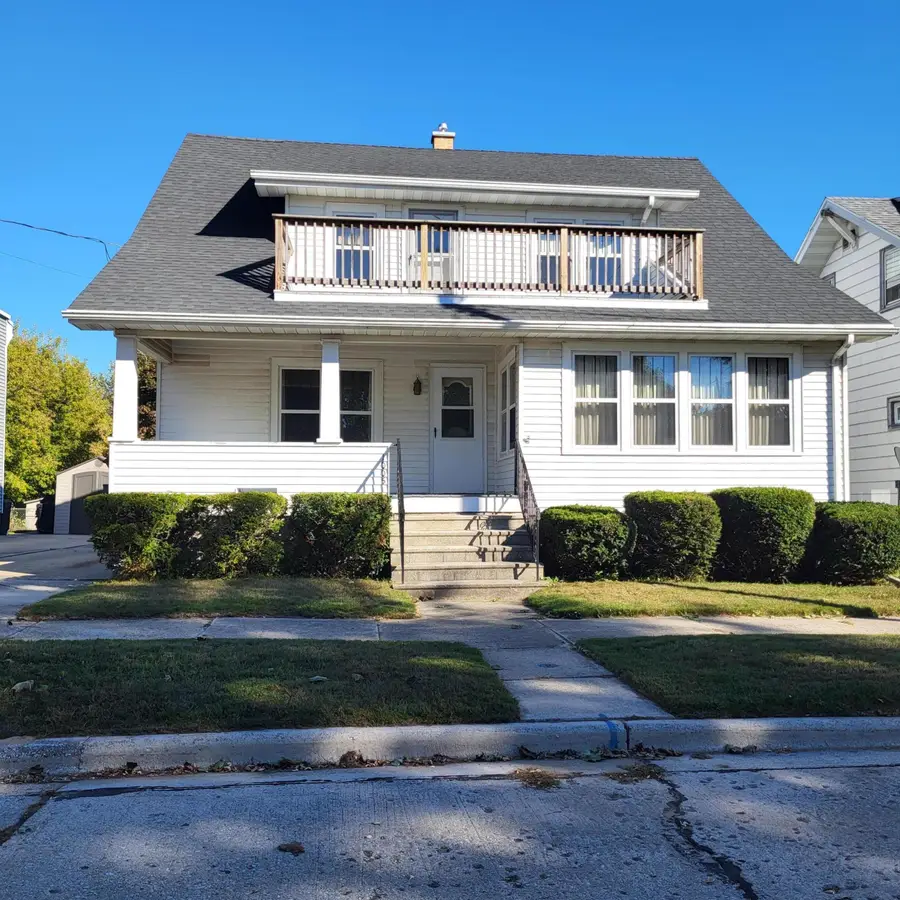 1005 Webster St, Two Rivers, WI 54241 - Image #2