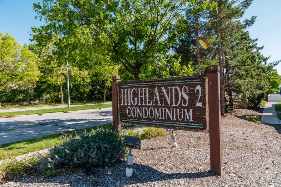 8511 N 107th St, Milwaukee, WI 53224 - Image #3