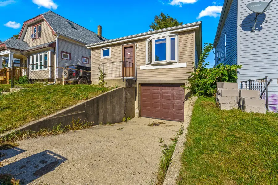 2114 W Vilter St, Milwaukee, WI 53204 - Image #3