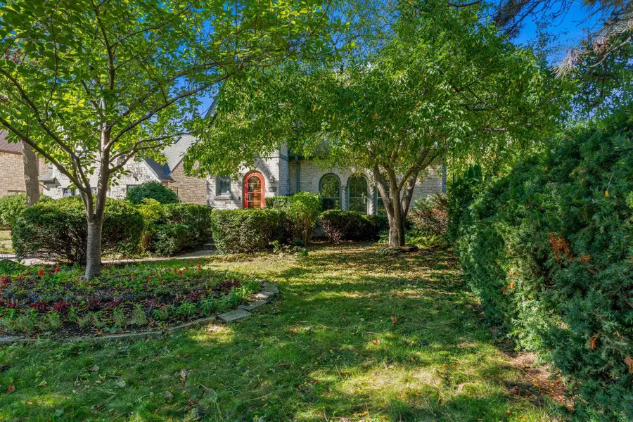 463 N Story Pkwy, Milwaukee, WI 53208 - Image #3