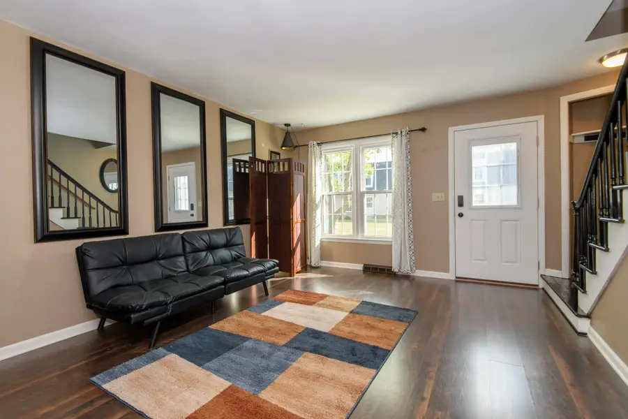 4135 W Cherrywood Ln, Brown Deer, WI 53209 - Image #3