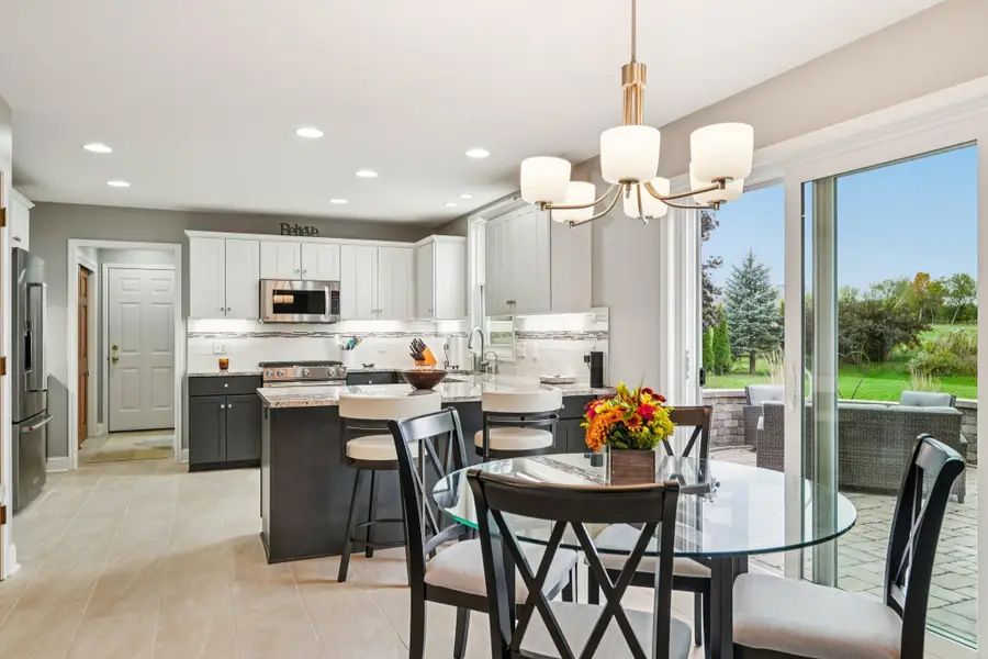 N105W6300 Brenton Ln, Cedarburg, WI 53012 - Image #3