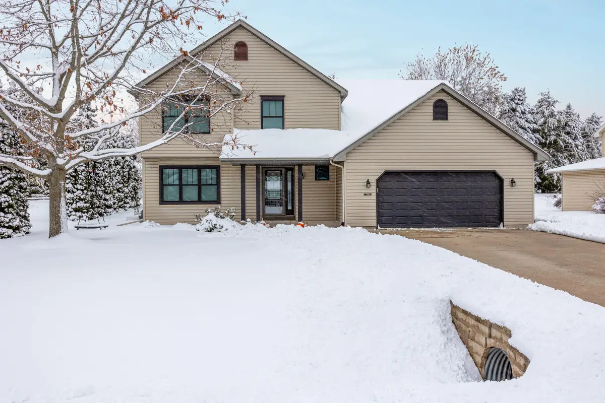 N6176 Woodland Meadows Dr, Sheboygan, WI 53083 - Image #1
