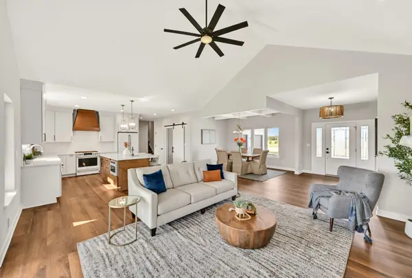 N66W34839 Baltic Pass, Oconomowoc, WI 53066