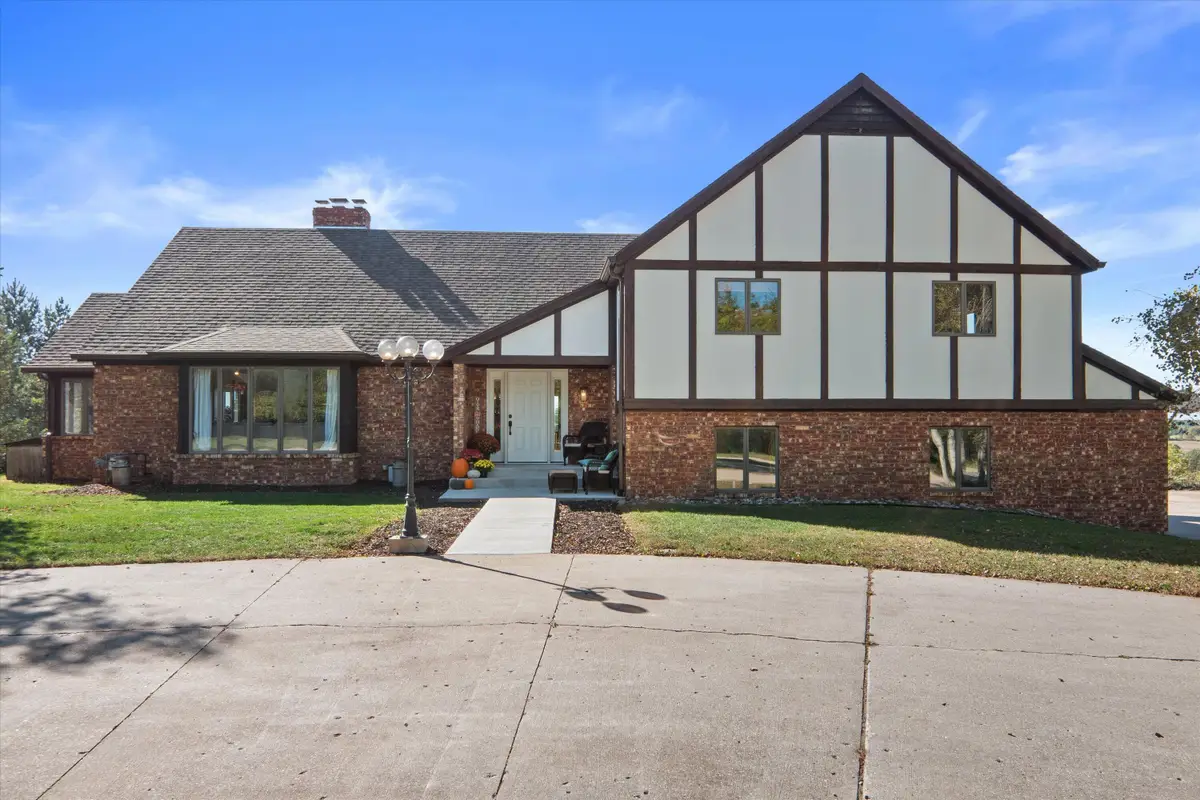 7165 Town Line Rd, West Bend, WI 53090 - Image #1