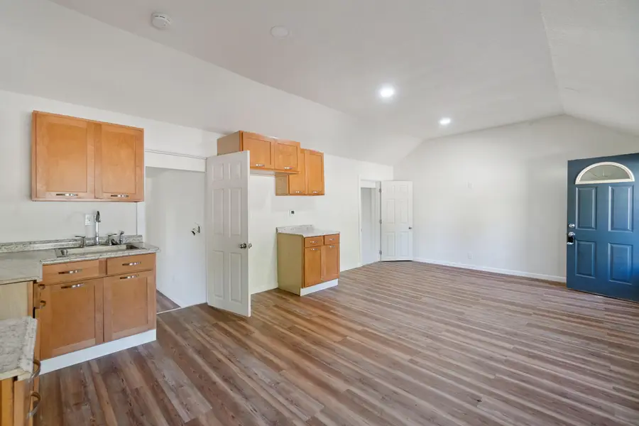 122 N State St, Neshkoro, WI 54960 - Image #3