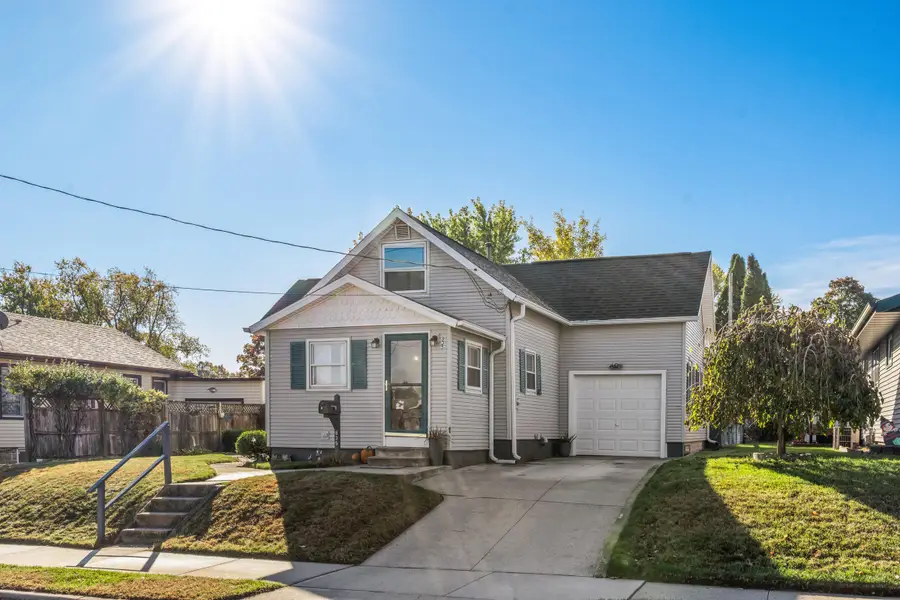 835 Summit St, Manitowoc, WI 54220 - Image #3