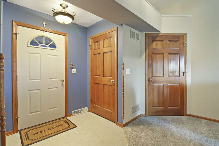 7041 Town Line Rd, Wind Lake, WI 53185 - Image #2