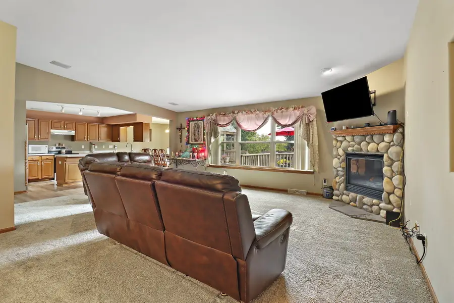 7041 Town Line Rd, Wind Lake, WI 53185 - Image #3