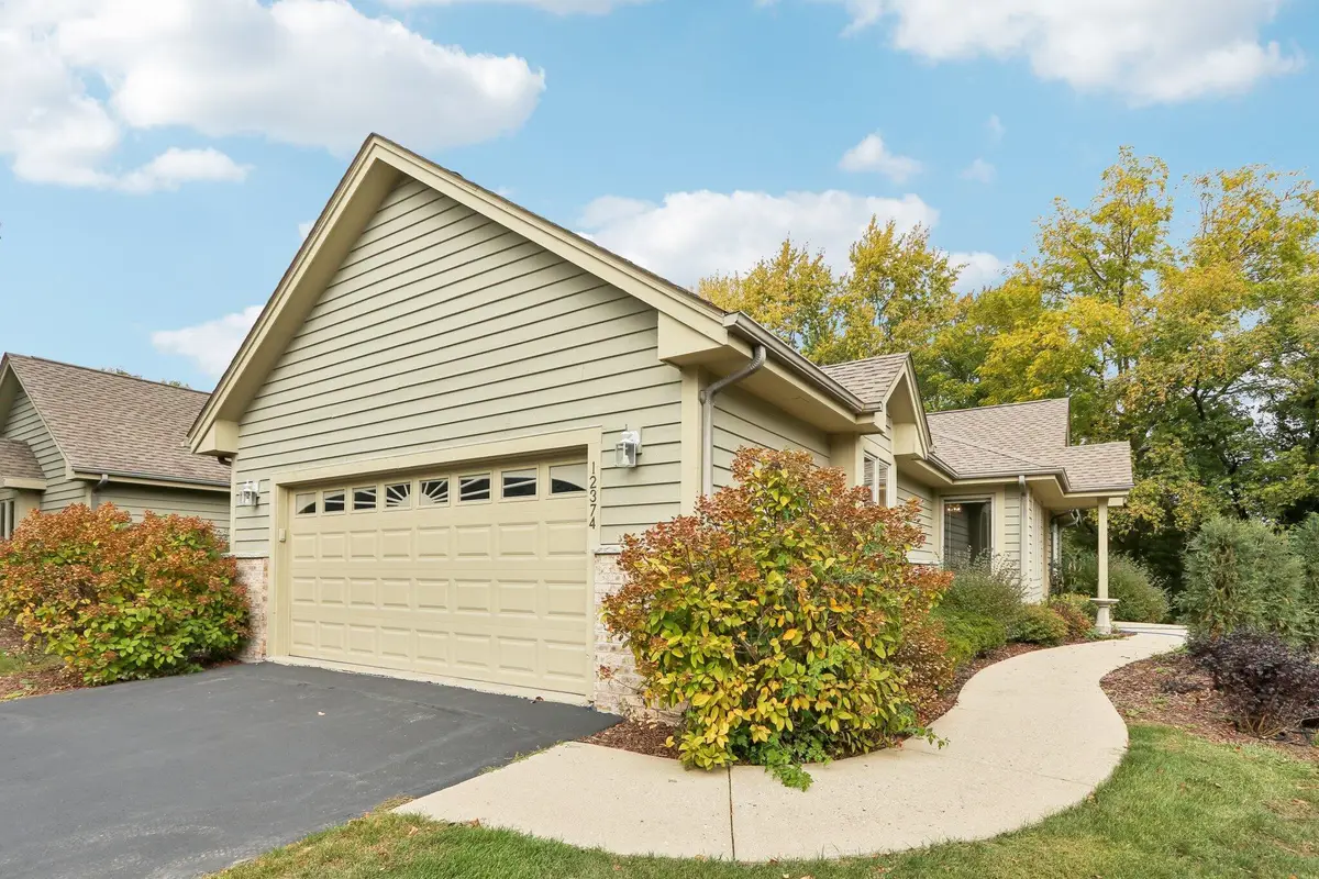 12374 W Waterford Ave, Greenfield, WI 53228 - Image #1