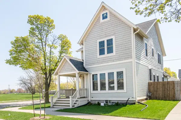 2301 W Garfield Ave, Milwaukee, WI 53205