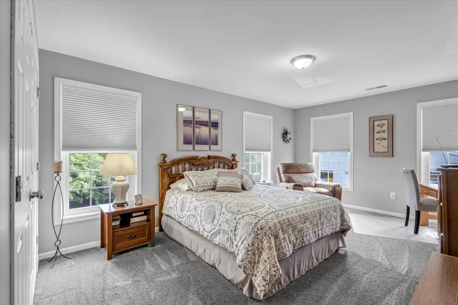 1203 Woodbury Cmn, Waukesha, WI 53189 - Image #3