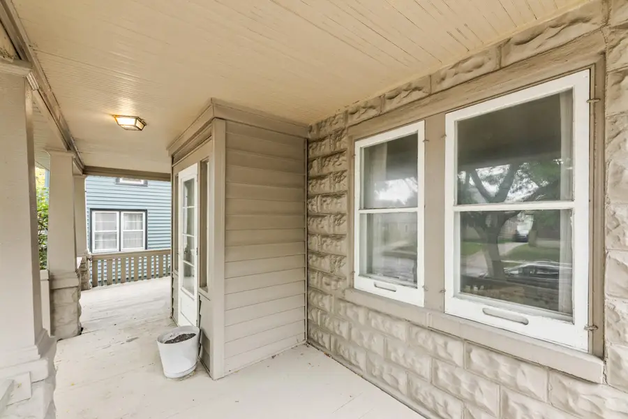 403 N 69th St, Wauwatosa, WI 53213 - Image #3