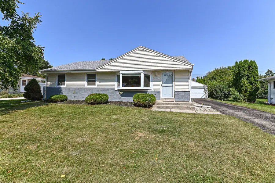 6206 W Fairlane Ave, Brown Deer, WI 53223 - Image #3