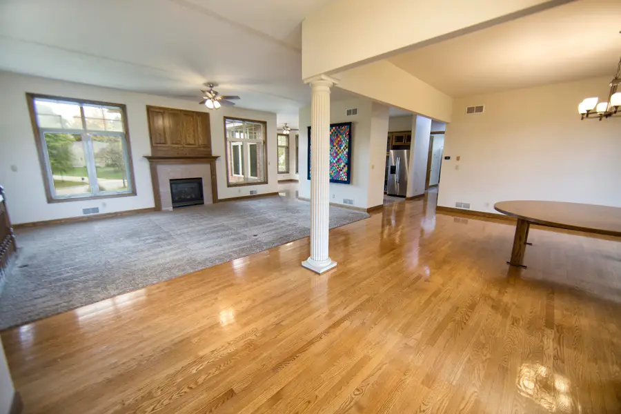 4707 W Jenna Ct, Franklin, WI 53132 - Image #3